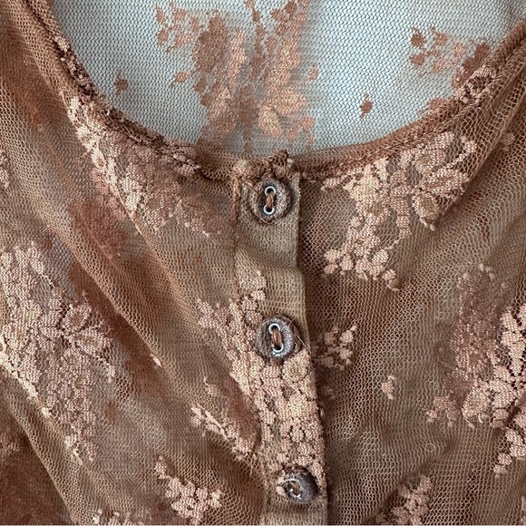 Free People Free People Lost In Lace Cardi Bright Cider Lace Button-Up Blouse L - Picture 7 of 7